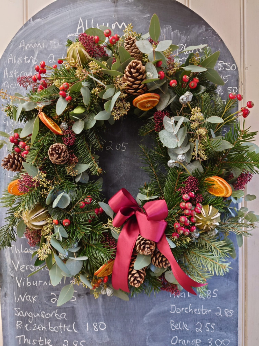 Traditional Wreath Product Image